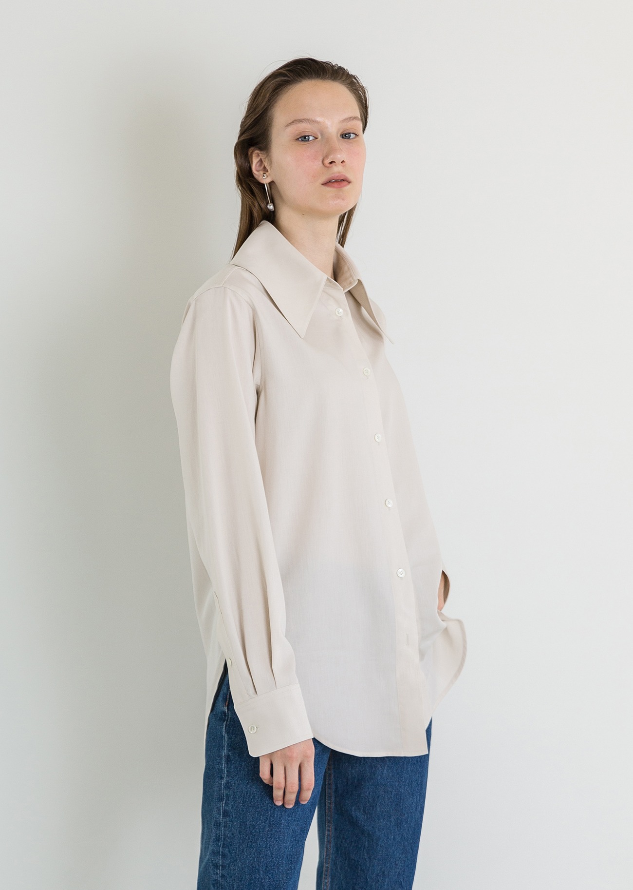 Relaxed Wide collar cotton shirts - Cream
